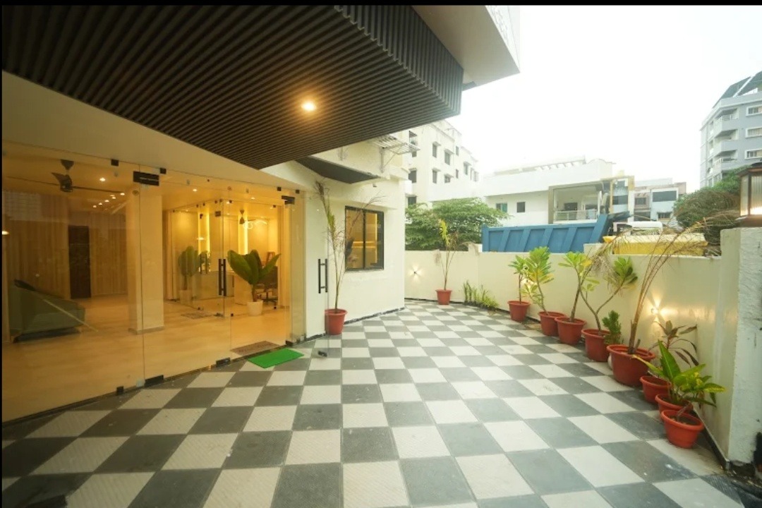 Hotel Pritesh Solitaire — Gallery