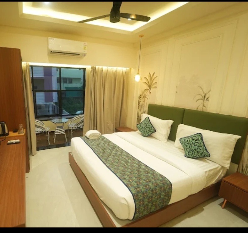 Hotel Pritesh Solitaire — Gallery